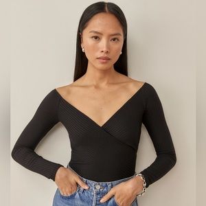 REFORMATION MINNIE TOP ✨